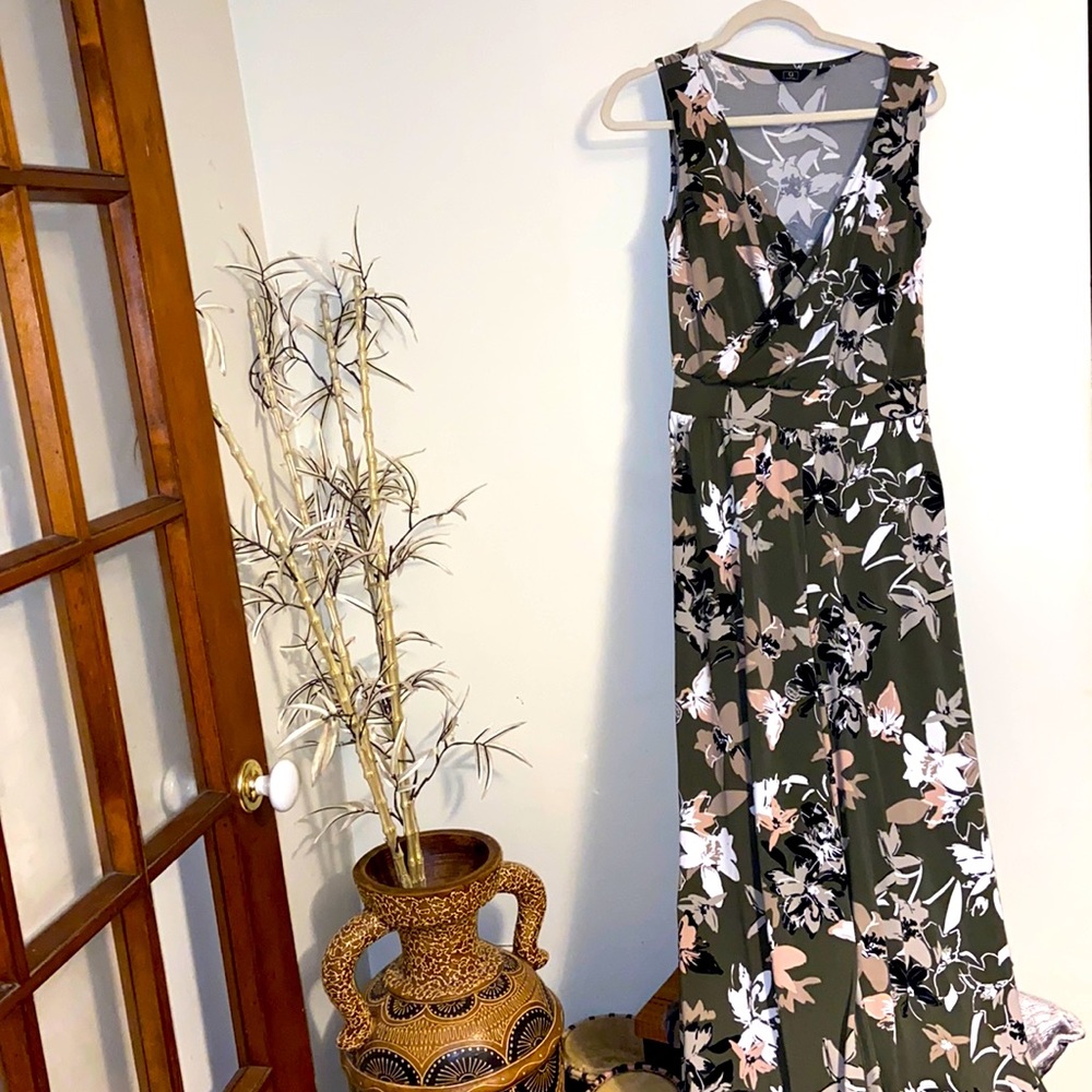 G by  Guiliana wide leg jumpsuit.  Like new.